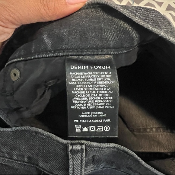 Aritzia Denim Forum The Arlo High Rise Straight Jean‎ Cutoff Hem Washed Black - Picture 10 of 15